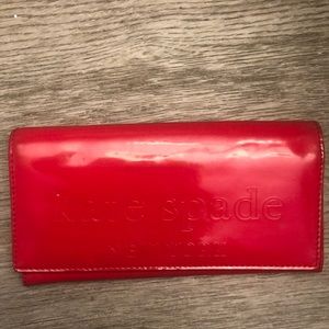 KATE SPADE RED PATENT WALLET